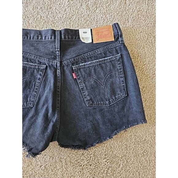 Levi's Premium 501 High-Rise Shorts Women's Black Size 31 Distressed NEW $70 - Picture 8 of 8